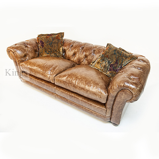 Contrast Upholstery Norton Petit Chesterfield Sofa 3