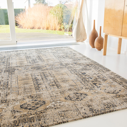 Hadschlu-Louis De Poortere from Kings Interiors who are the ideal place to buy Rugs, Carpets and Flooring. Order Today.