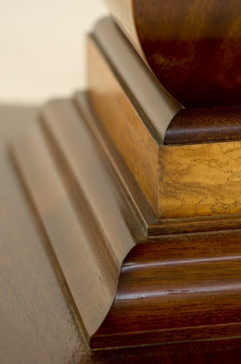 Charles Barr Grandeur Table Pedestal detail